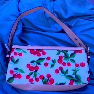 I wear this once in a Instagram picture and never wear it again it’s  expensive